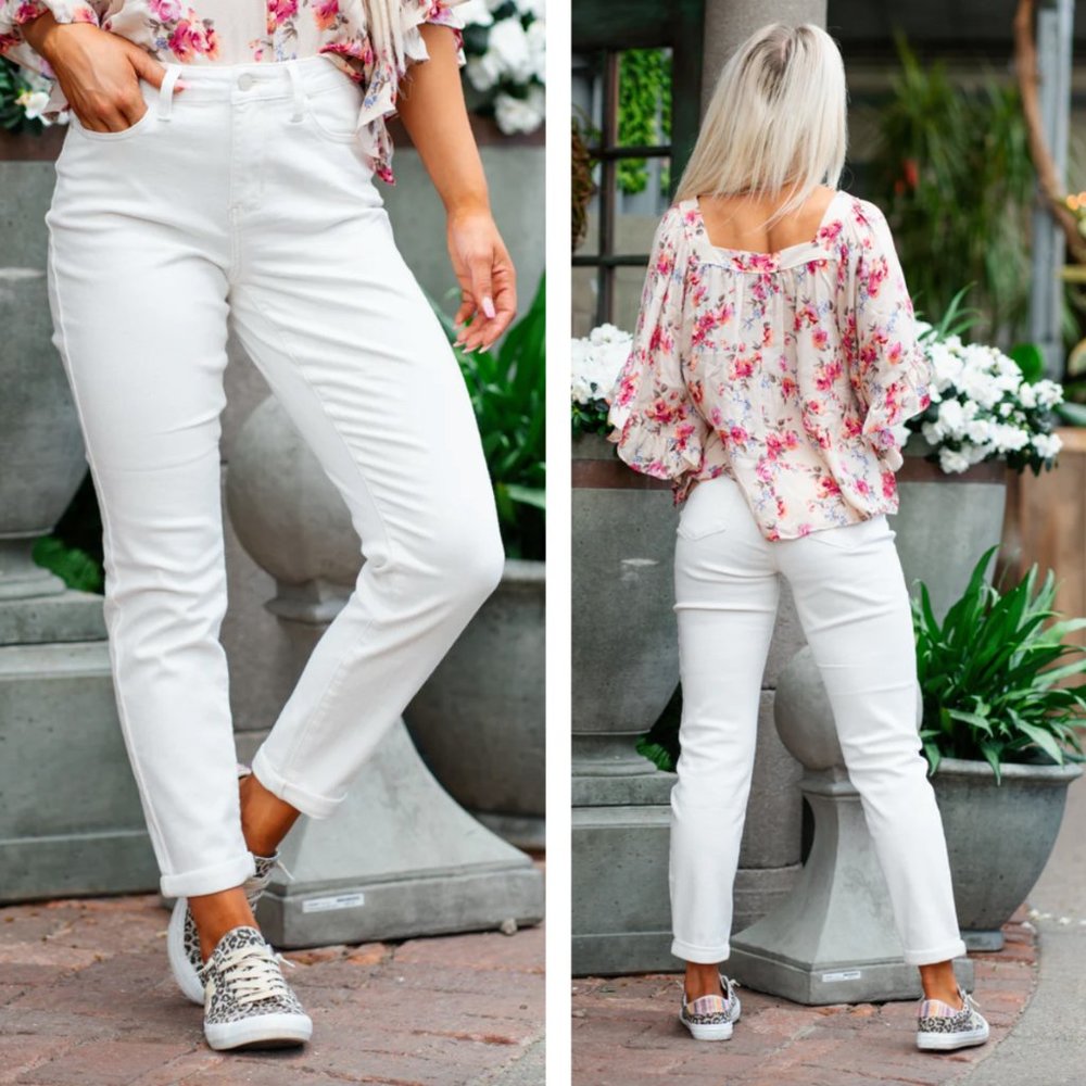 Judy Blue High Waist Boyfriend Jeans Ecru White Stretch Denim